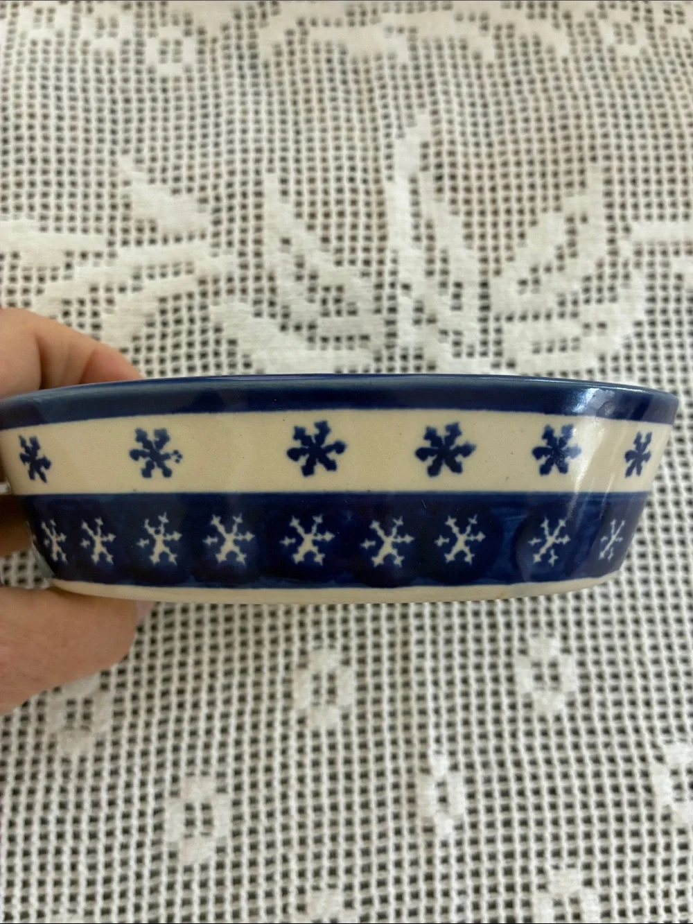Boleslawiec Snowflakes Oval 8oz. Baker Pottery Dish